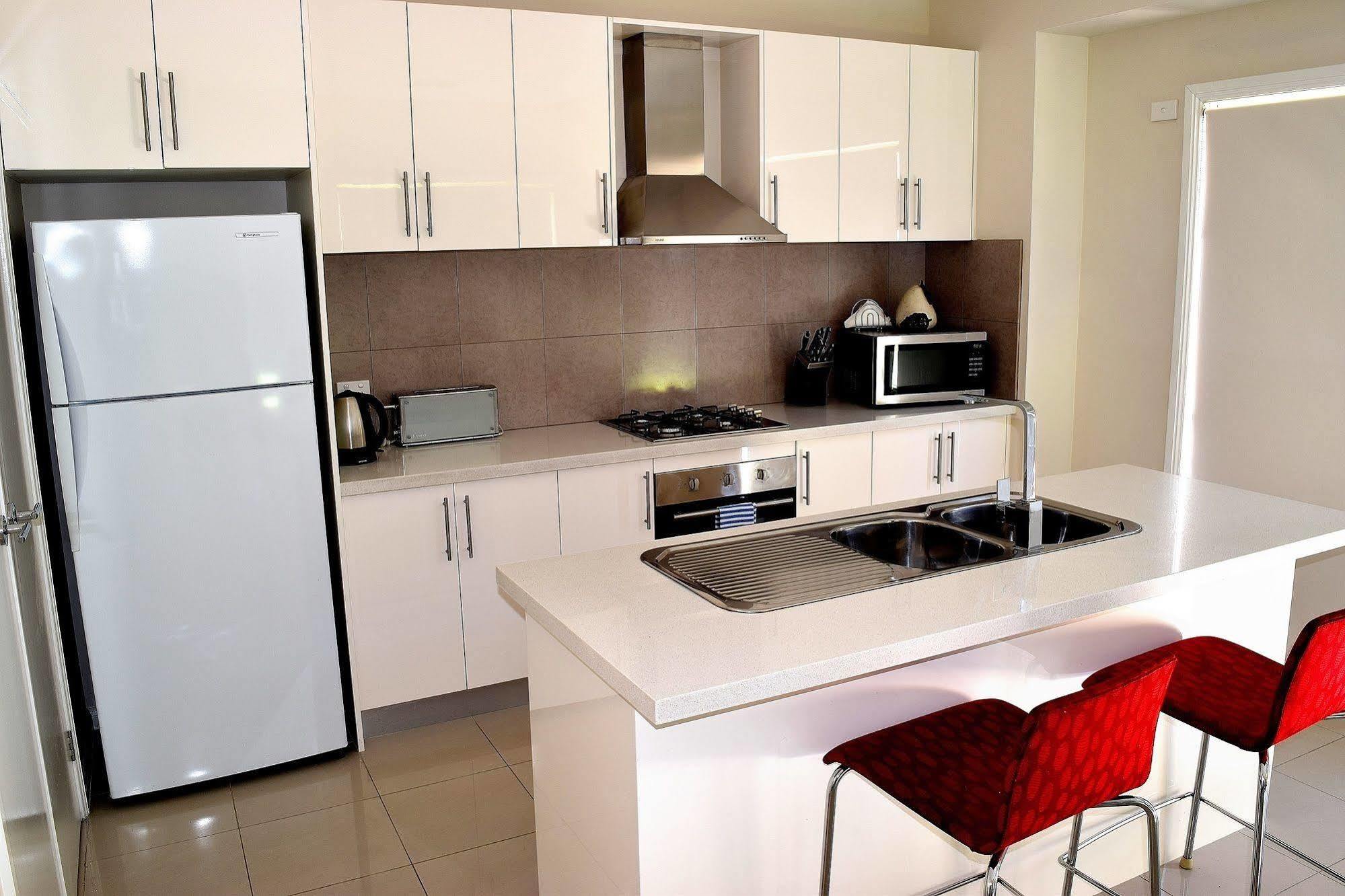 Amawind Apartments Вільямстаун Екстер'єр фото